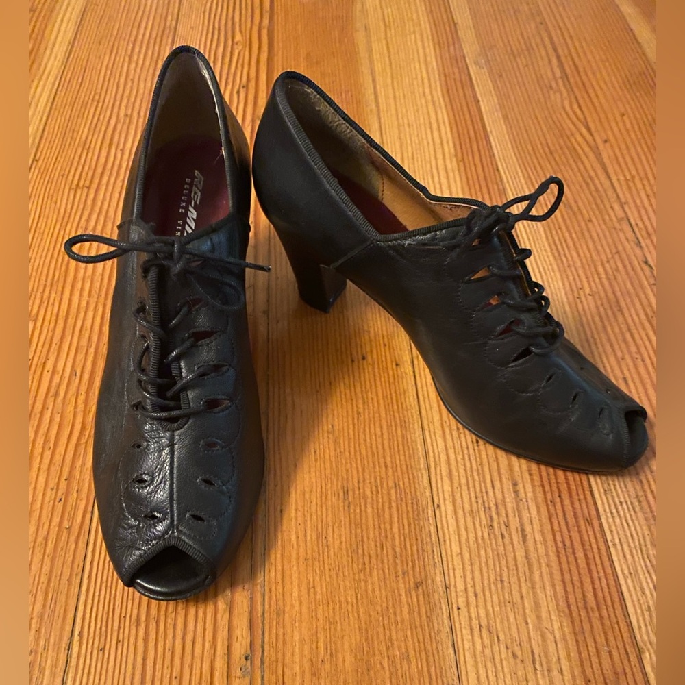 Black Leather Re-Mix Peep-Toe Retro Chic Heels Sz 7.5